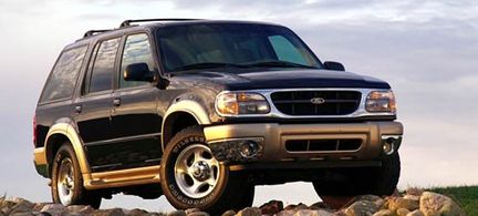 USA skrotar suvar - köper småbilar