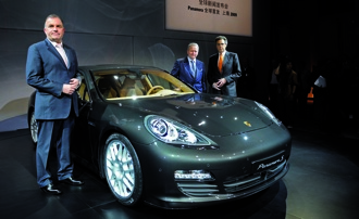 Panamera kostar tre miljoner i Kina