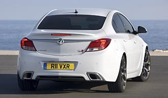 Opel Insignia OPC: Muskler