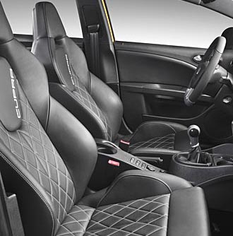 Seat Ibiza FR och nya Leon Cupra premiärvisas