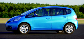 Yaris blir hybrid i kriget mot Honda