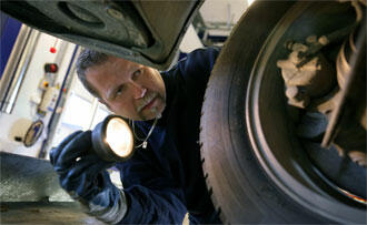 Bilprovningen: Oroande resultat för äldre bilar