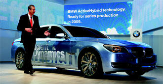 BMW 7 och X6 hybrid snart klara
