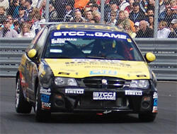 Picko Troberg laddar med 4 JTCC-bilar och en mc inför säsongen