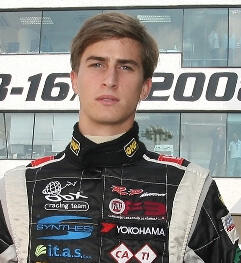 Nicola De Marco kör Formula Two