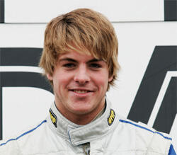 Jack Clarke kör Formula Two