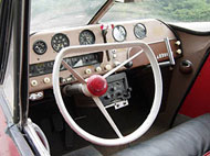 Historisk "flyg-bil" till salu