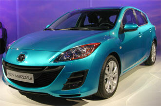 <br />Mazda 3 halvkombi blir miljöbil” /></p>
<p class=