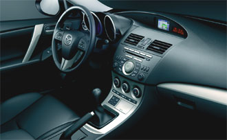 <br />Mazda 3 halvkombi blir miljöbil” /></p>
<p class=