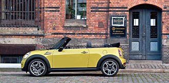 PREMIÄR: Nya Mini Cabrio är här!