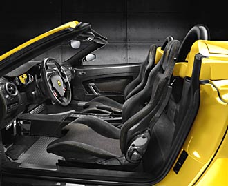 BILDFROSSA: Ferrari Scuderia Spider 16M!