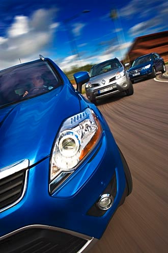 TEST: Tre kompaktsuvar