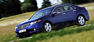 TEST: Citroën C5 mot Honda Accord - vem vinner?