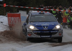 Svenska Rallyt: Dubbelt Ford - Latvala vinner före Hirvonen. Hirvonen vinner PWRC, Patrik Sandell trea.
