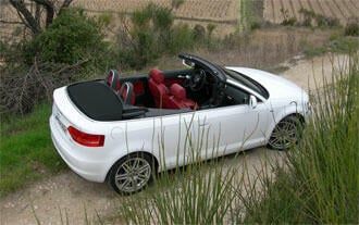 Provkörd: Ny "smutt" cab i kompaktklassen