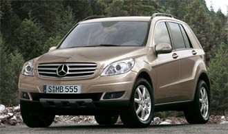 Mercedes laddar med GLK mot X3