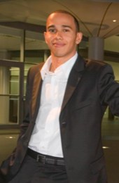 Hamilton klar för McLaren F1