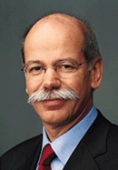 Bernhard lämnar inte VW - ännu