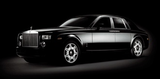 Rolls Royce växer så det knakar