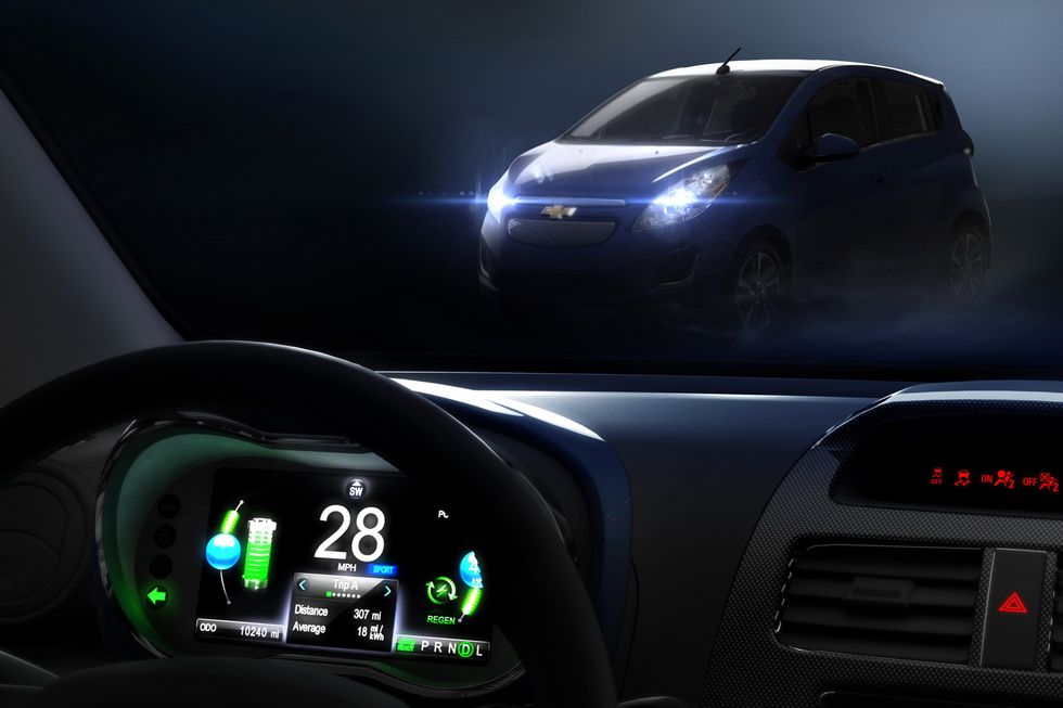 Chevrolet visar elkoncept – och eldriven Spark