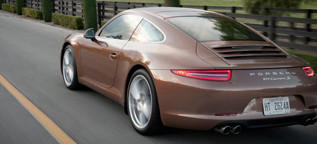 FÖRHANDSVISNING: Se Huldt provköra nya 911