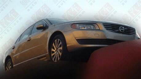 AVSLÖJAD: Volvo S80 facelift i Kina