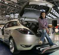 GENÈVE: Hyundai gör en coupékombi
