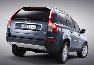 XC90 FACELIFT: Nya sexan, parkeringskamera och stereo i toppklass