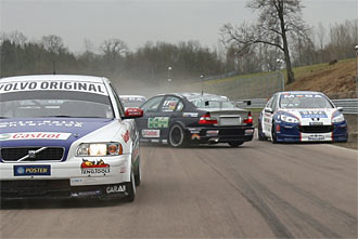 STCC: Krasch och bråk redan på test