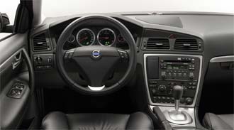 Volvo S60 förnyas med sportigare profil