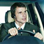 Låt bli mobilen i bilen - höjda böter ute i Europa