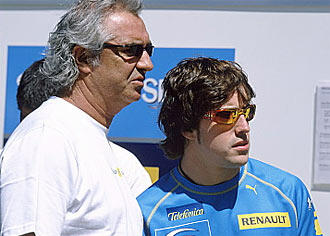 Alonso ångrar sig - vill stanna hos Renault