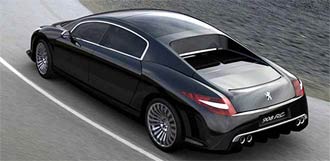 Panis kör Peugeots Le Mans-utmanare