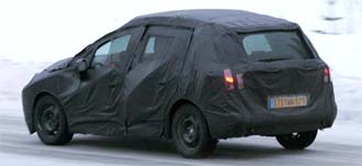 Peugeot 207 kombi på gång