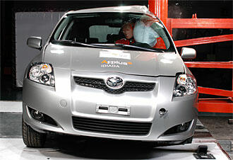 EuroNCAP: Full pott - men kritik till Skoda