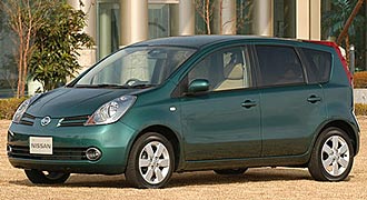 Nissan: Nya Almera tar ton