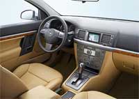 Ny front, starkare motorer för Opel Vectra