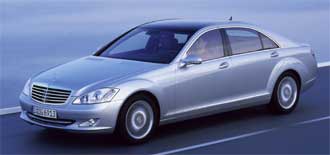 Nya Mercedes S-klass - bilen som vägrar krocka