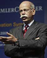 Dieter Zetsche är högvilt i bilindustrin