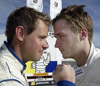 Ros och Karlsson - hatmöte i Carrera Cup på Mantorp