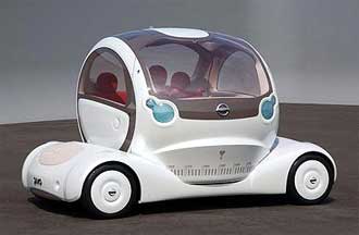 Nissan Pivo - bilen som aldrig behöver backa