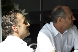 En fransman och några gentlemän i Japan