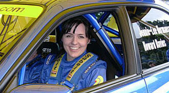 Jennie-Lee siktar på VM-titeln i rally