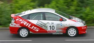 Toyota Prius blir banracer