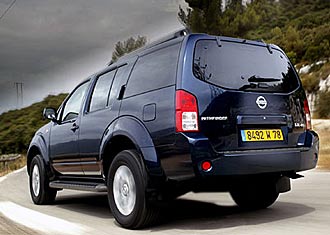 PARIS/3: Aston siktar på Porsche