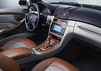 Armani formar Mercedes