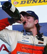 Robin Rudholm tog hem Carrera Cup