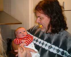 Pappadag, Dodge Magnum, Tårta, DTM-resa, och mitt hus till salu!