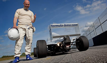 TV: Huldt nerpressad i en Formula BMW