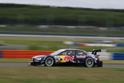 DTM: BMW vinner sin första